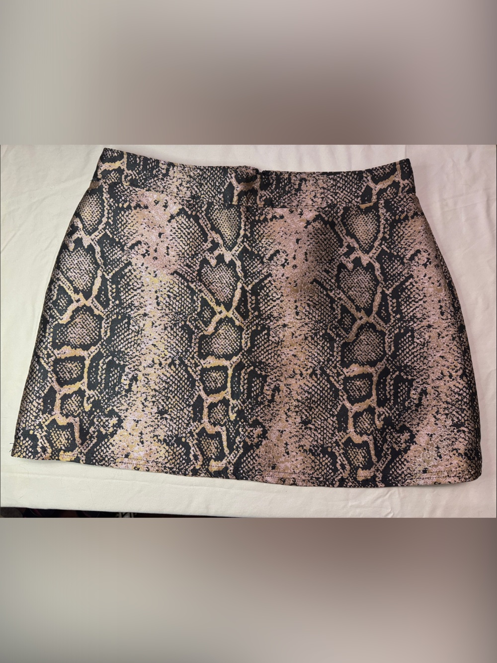 Express Pink and Black brocade Snake-Pattern mini skirt